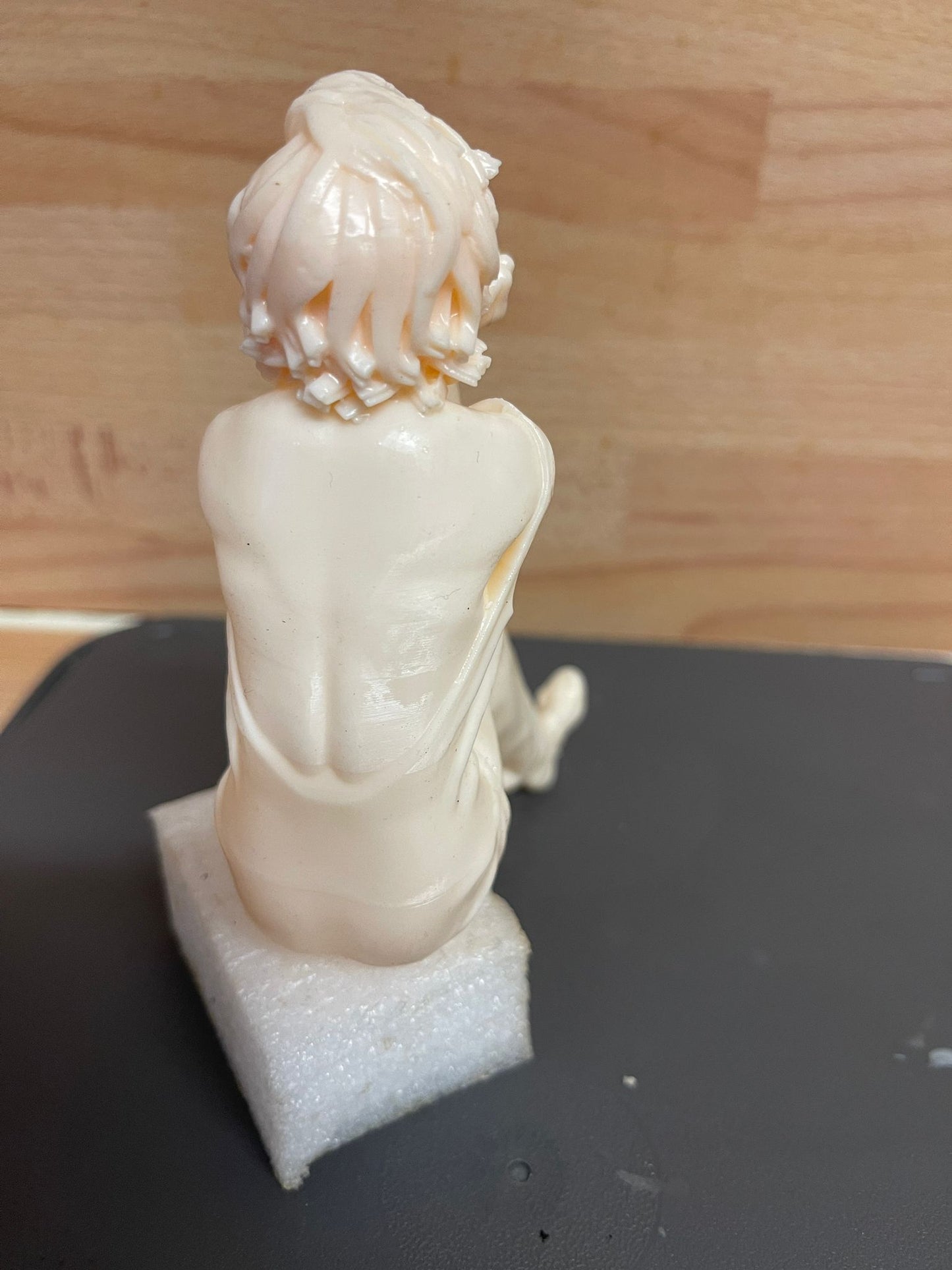 W64 – Woman in Evening Dress Sitting in Thought | Scale Model Female Figure