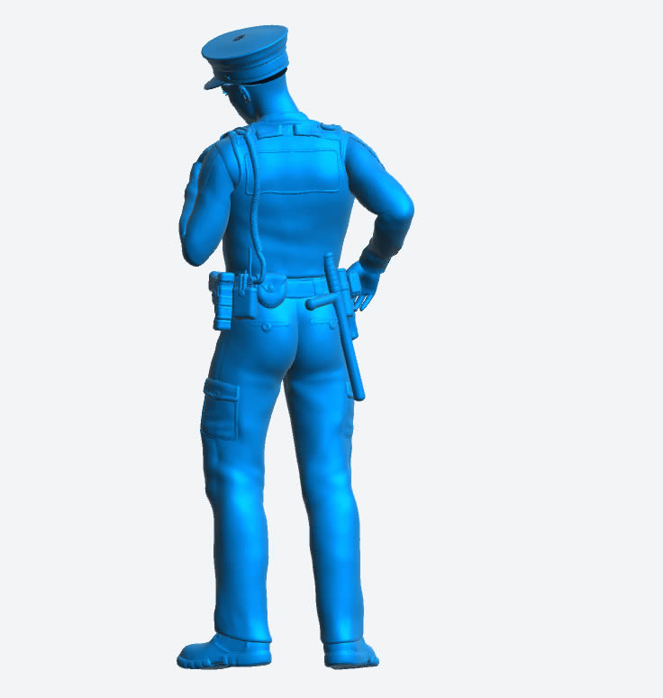 EMS2B – Scale Model American/European Police Officer Using Radio Unpainted