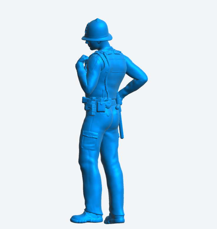 EMS2C – Scale Model British Police Officer Using Radio