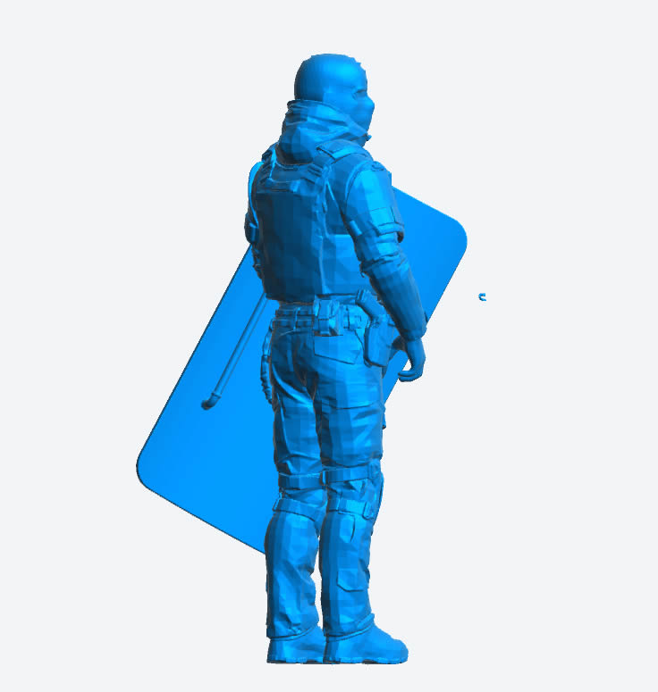 EMS8 – Heavily Armoured Riot Police Officer Scale Model Figure Unpainted