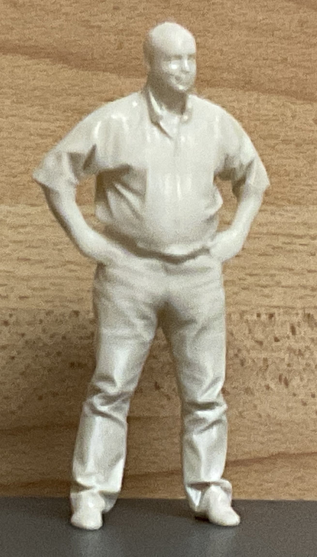 M7 man wearing a short-sleeved dress shirt for rc tug boats ships trucks and cars