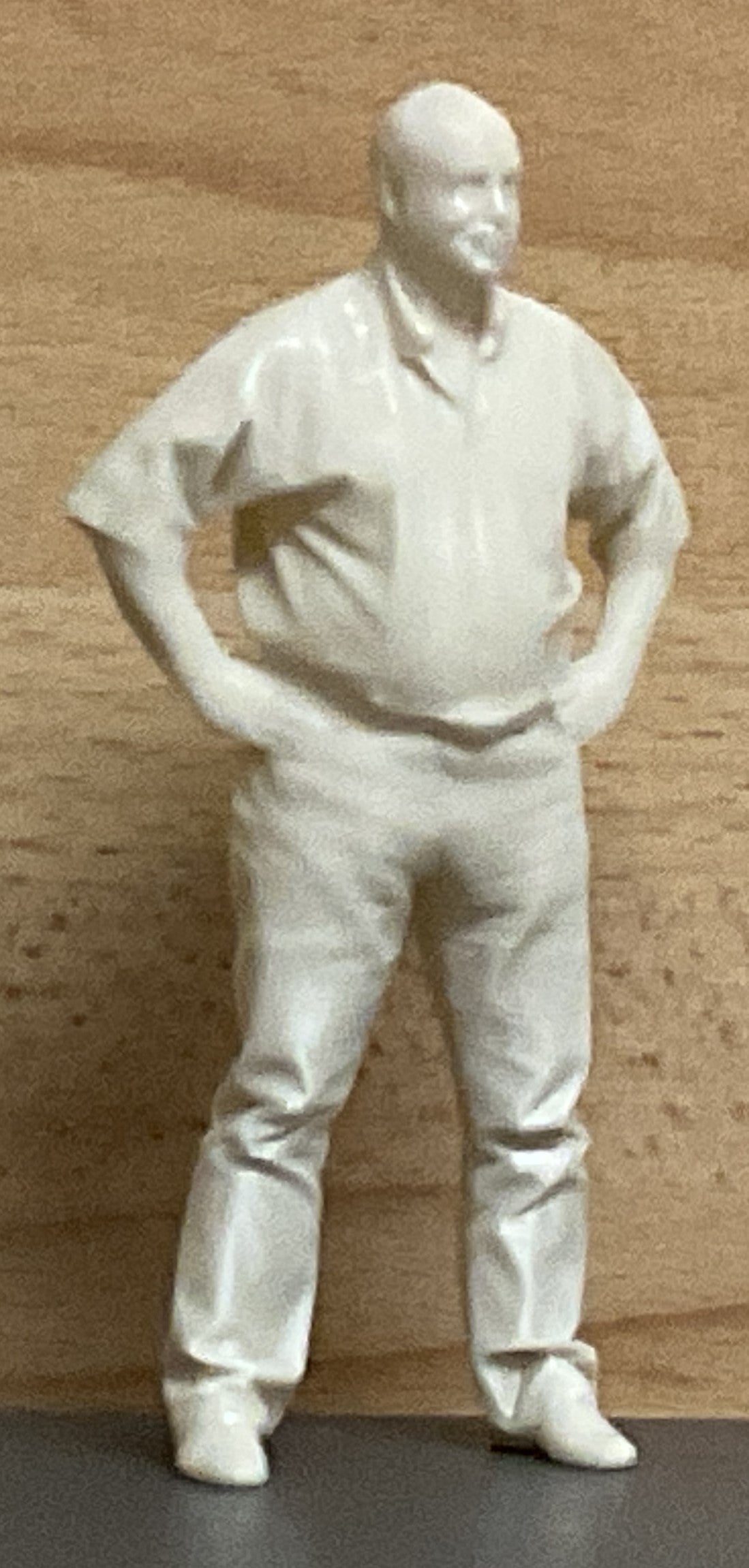 M7 man wearing a short-sleeved dress shirt for rc tug boats ships trucks and cars