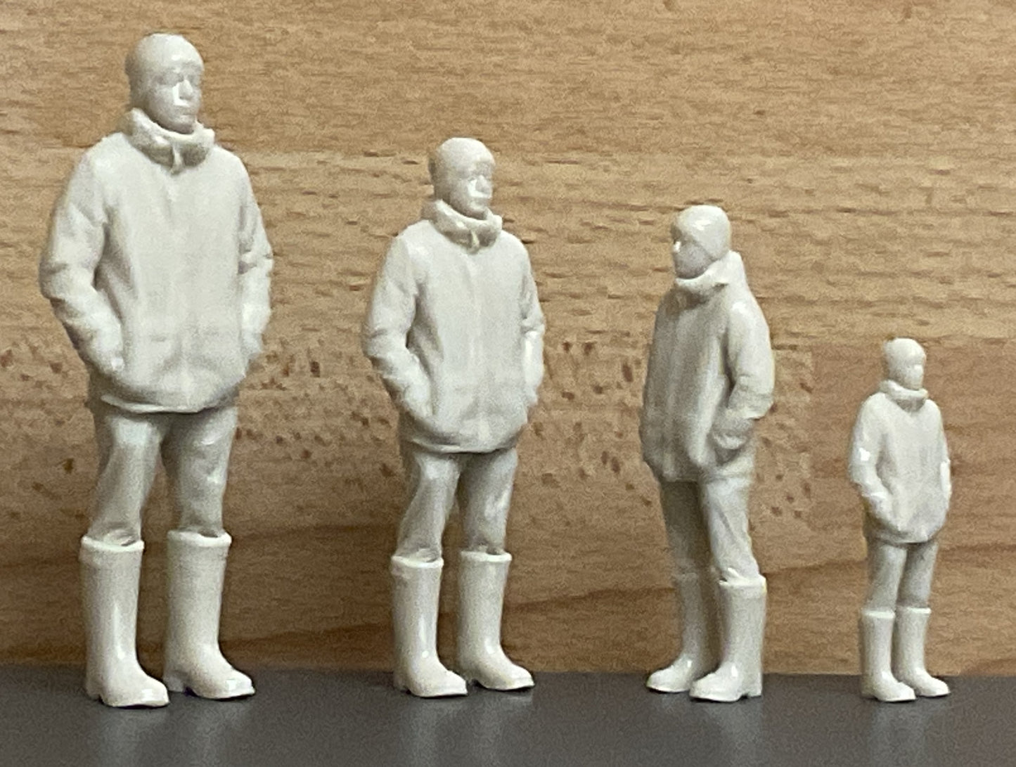 model boat crew figure in beanie hat windcheater M1