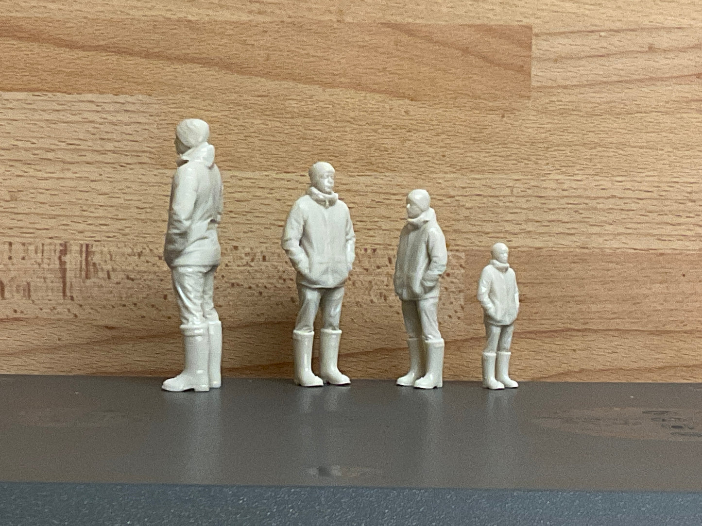 model boat crew figure in beanie hat windcheater M1
