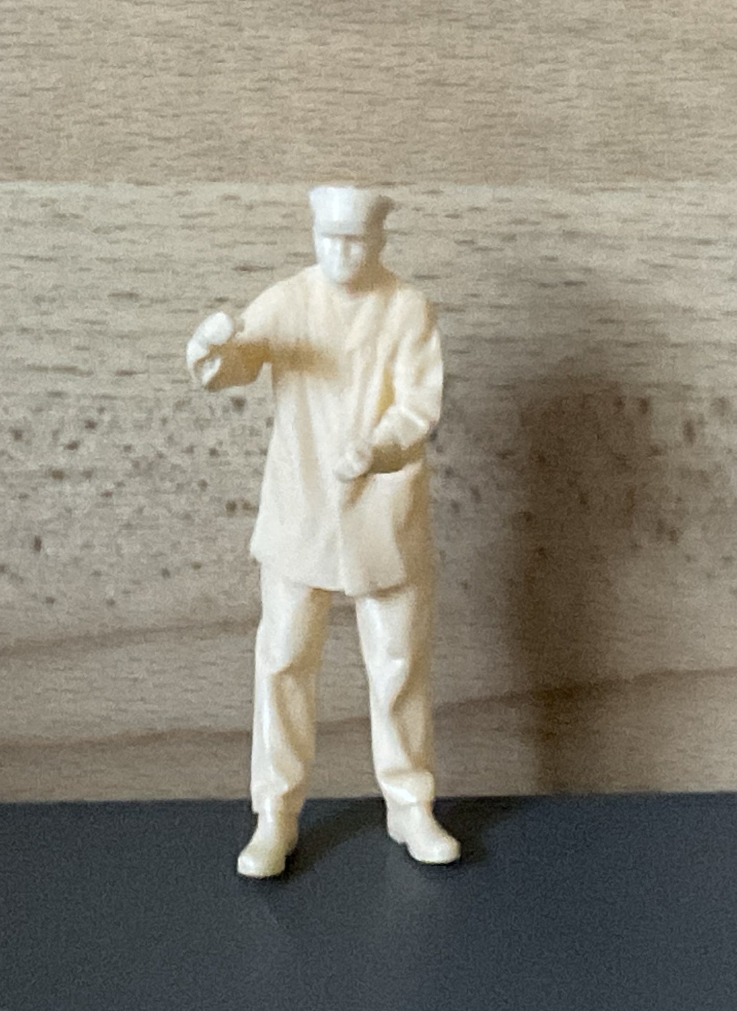 Model ship officer helmsman vosper helmsman mtb robbe krick graupner TG1c