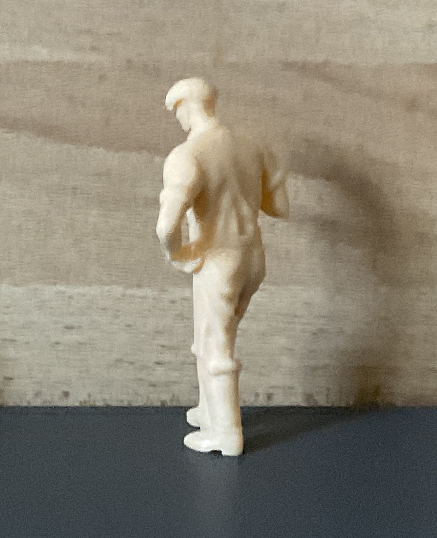 TG15C — Classic 1940s Tugboat Crewman
