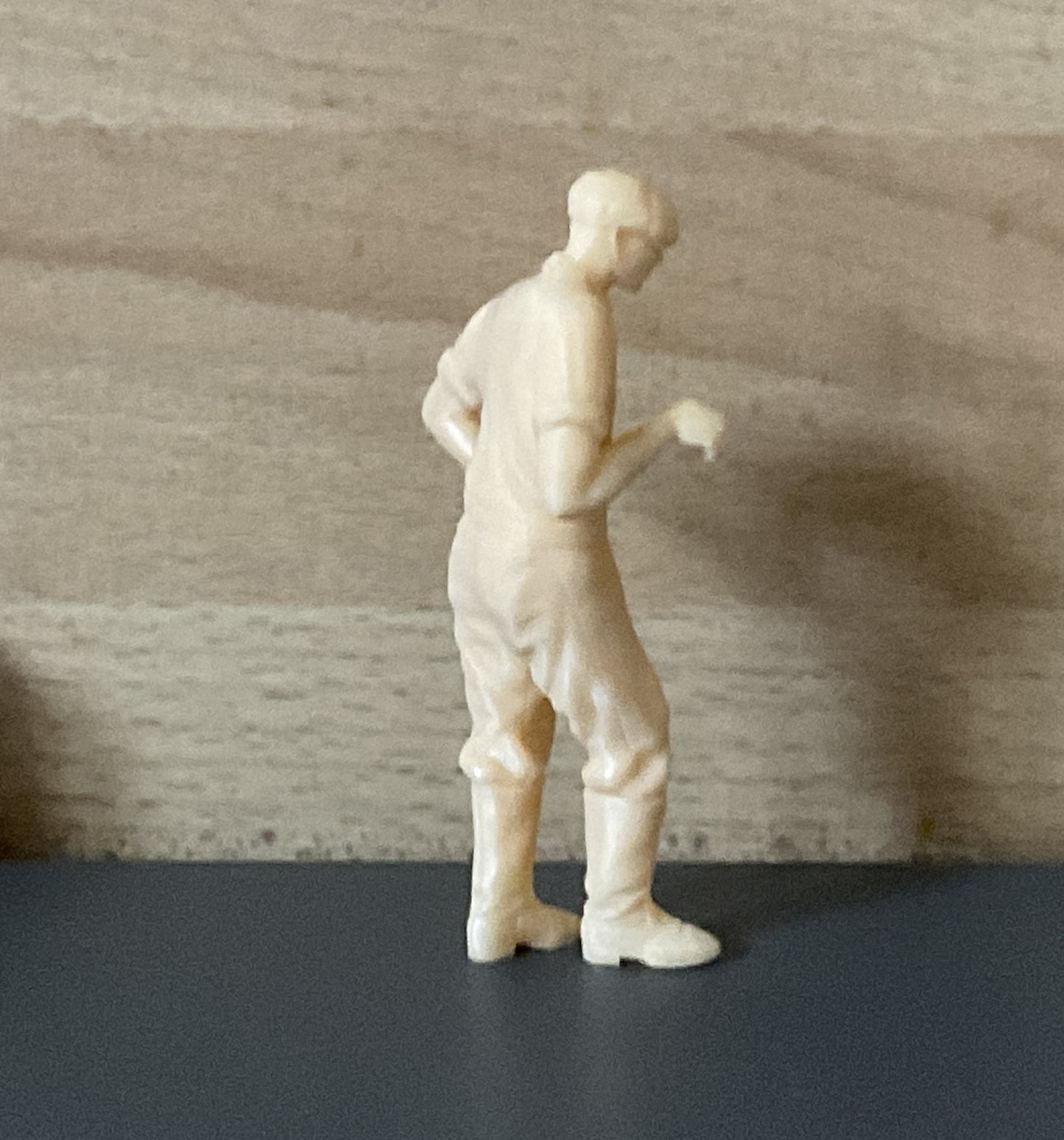 TG15C — Classic 1940s Tugboat Crewman