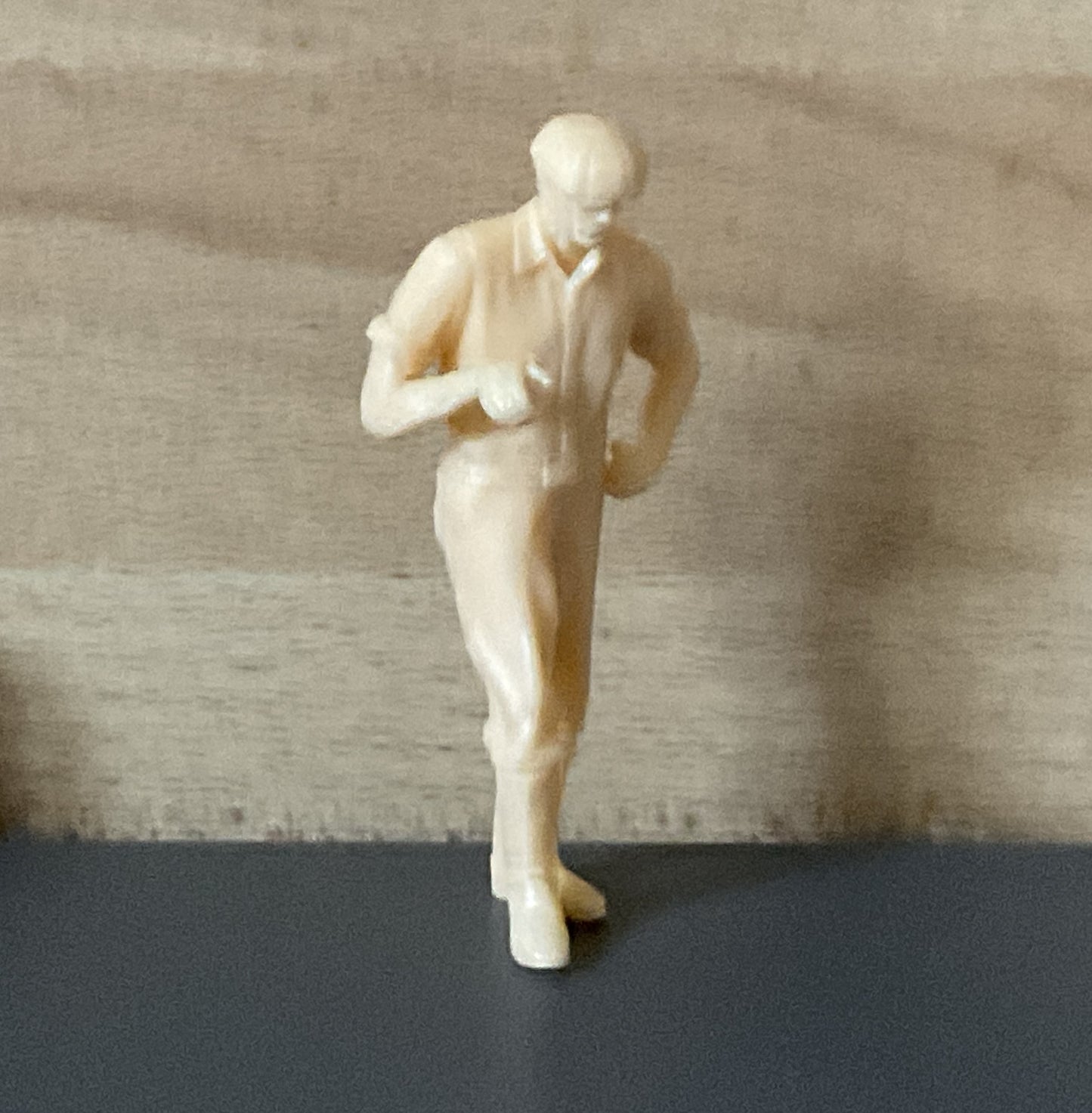 TG15C — Classic 1940s Tugboat Crewman