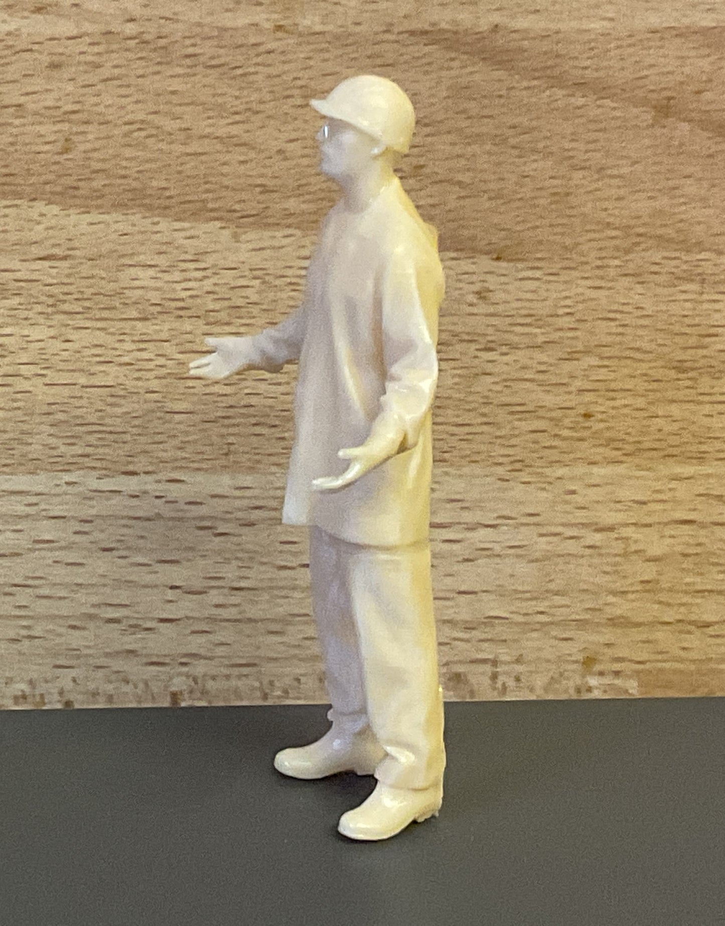 TG4A Model Figures Deck Crew Worker 1/24 1/48