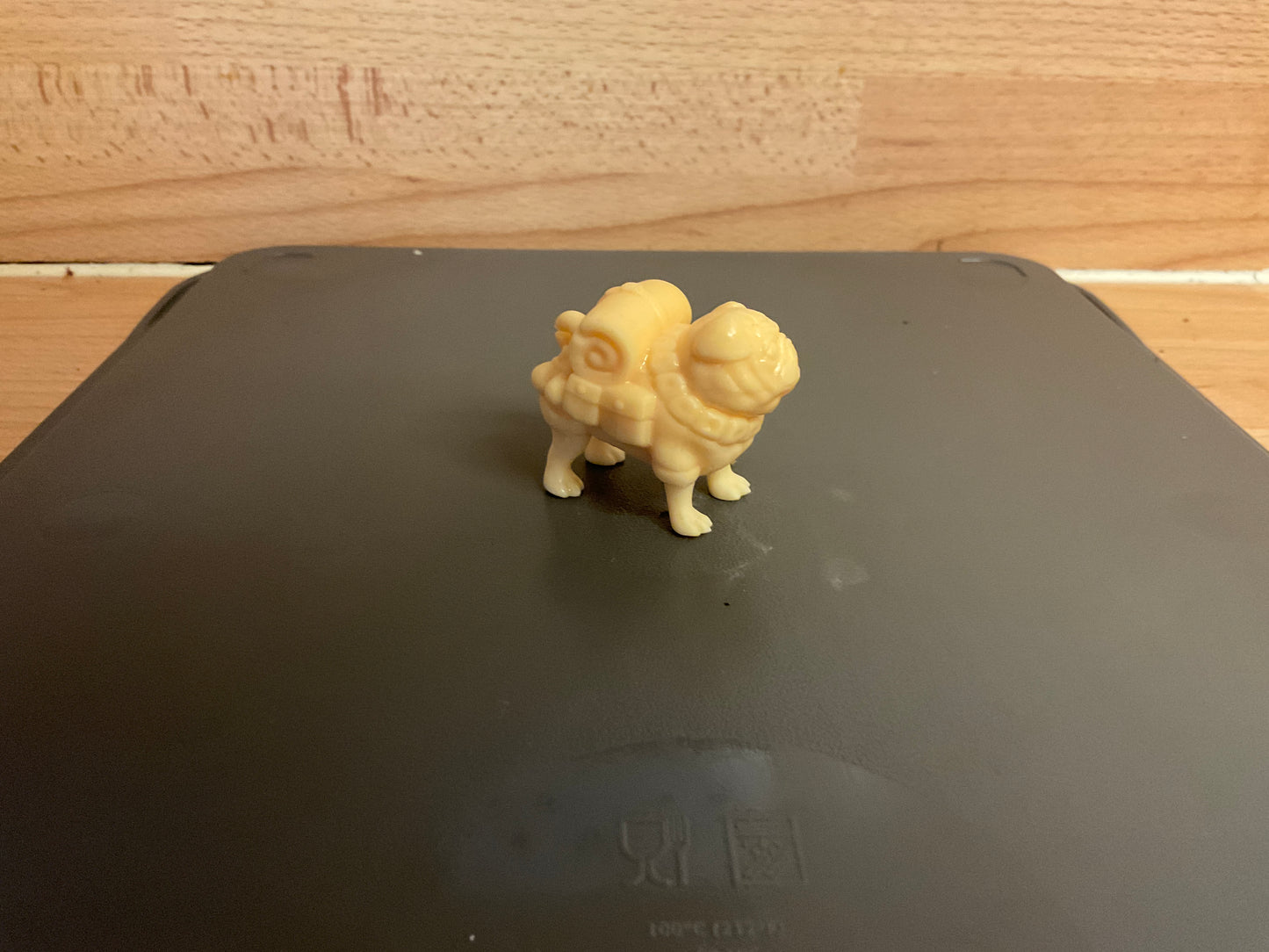 Scale Model Expedition Pug with Backpack Bedroll, A22