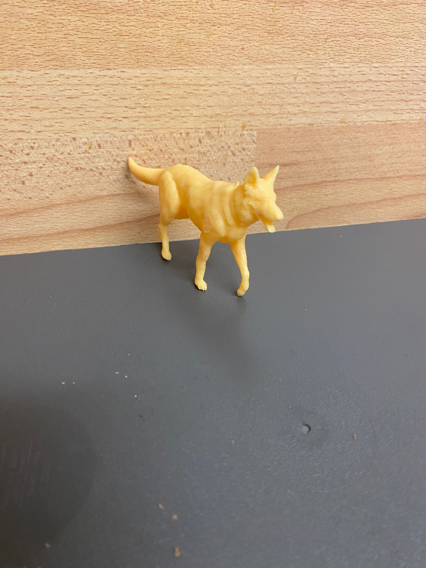 Running German Shepherd Alsatian Multi-Scale Dog Figure A43 –