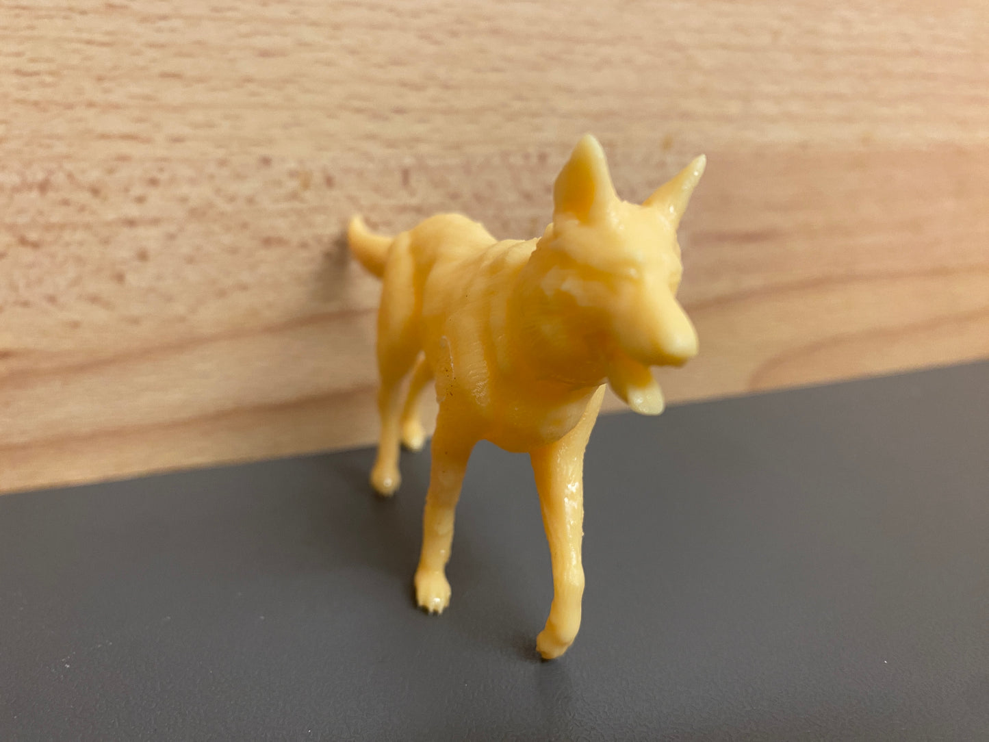 Running German Shepherd Alsatian Multi-Scale Dog Figure A43 –
