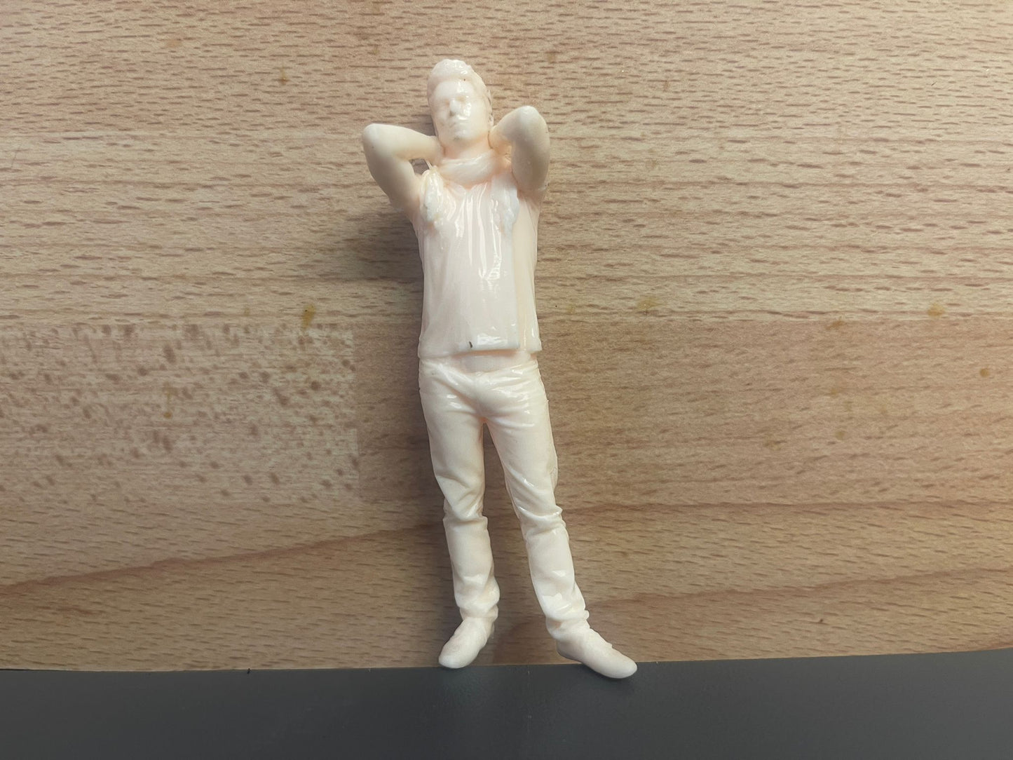 M91 – Scale model Relaxed Young Man Figure (15mm–150mm)