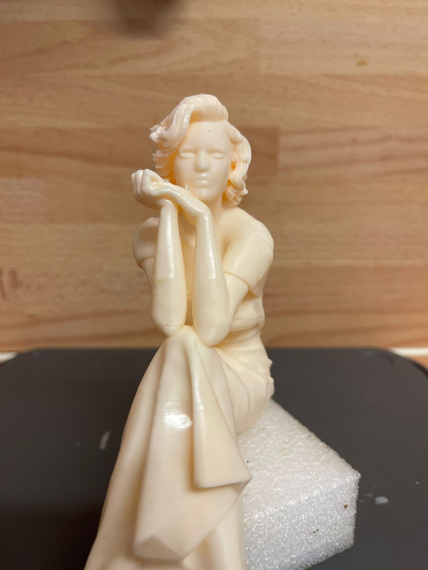 W64 – Woman in Evening Dress Sitting in Thought | Scale Model Female Figure