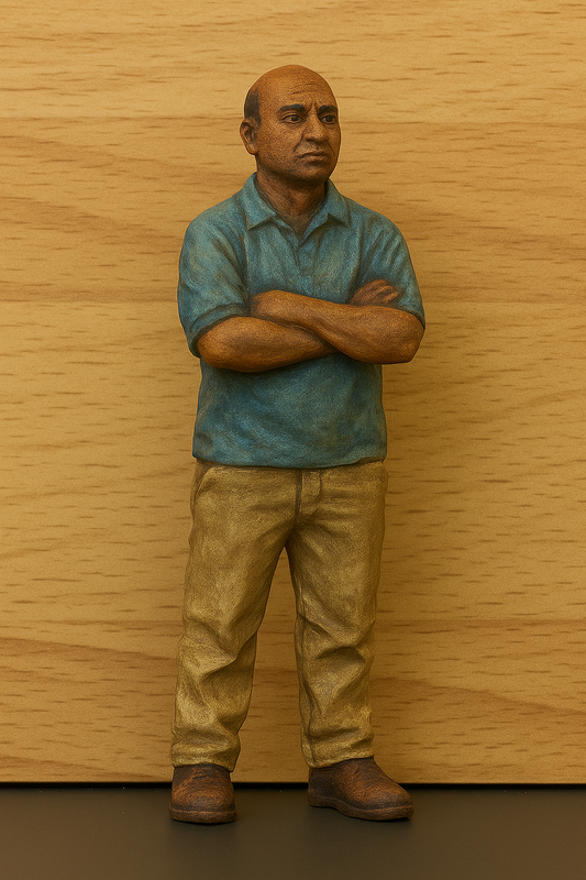 Model Scale Crew figure in polo shirt and jeans arms folded M3