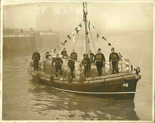 1/12 scale 41-ft Watson class lifeboat — my 1939 Whitby build