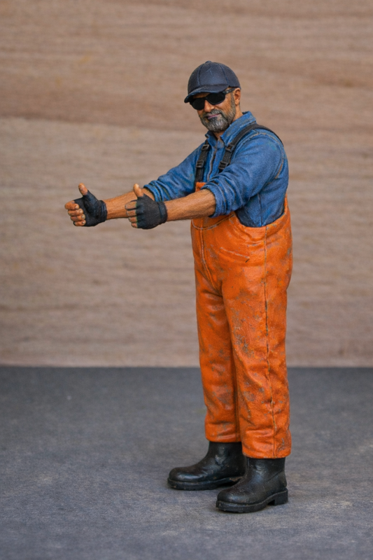 TG28E – Modern Crew Figure for RC Boats & Dioramas Unpainted