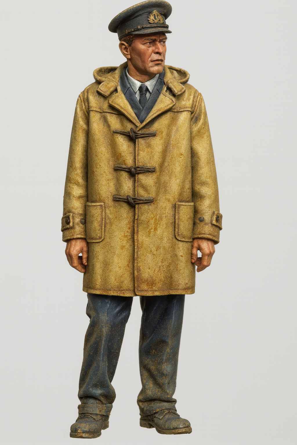 TG53 – 124 Naval Crew Officer in Duffle Coat  RC Ships and Dioramas