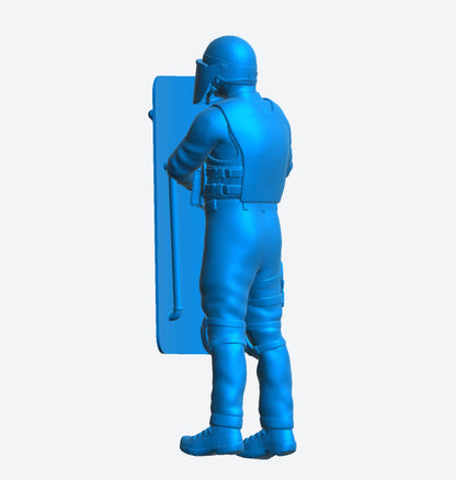 EMS5 Scale Model Riot Police with Shield and Helmet Visor Closed – Realistic Police Figure for Dioramas and Models