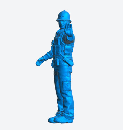 EMS9 – UK Police Officer Scale Model Figure – Stop Signal Pose