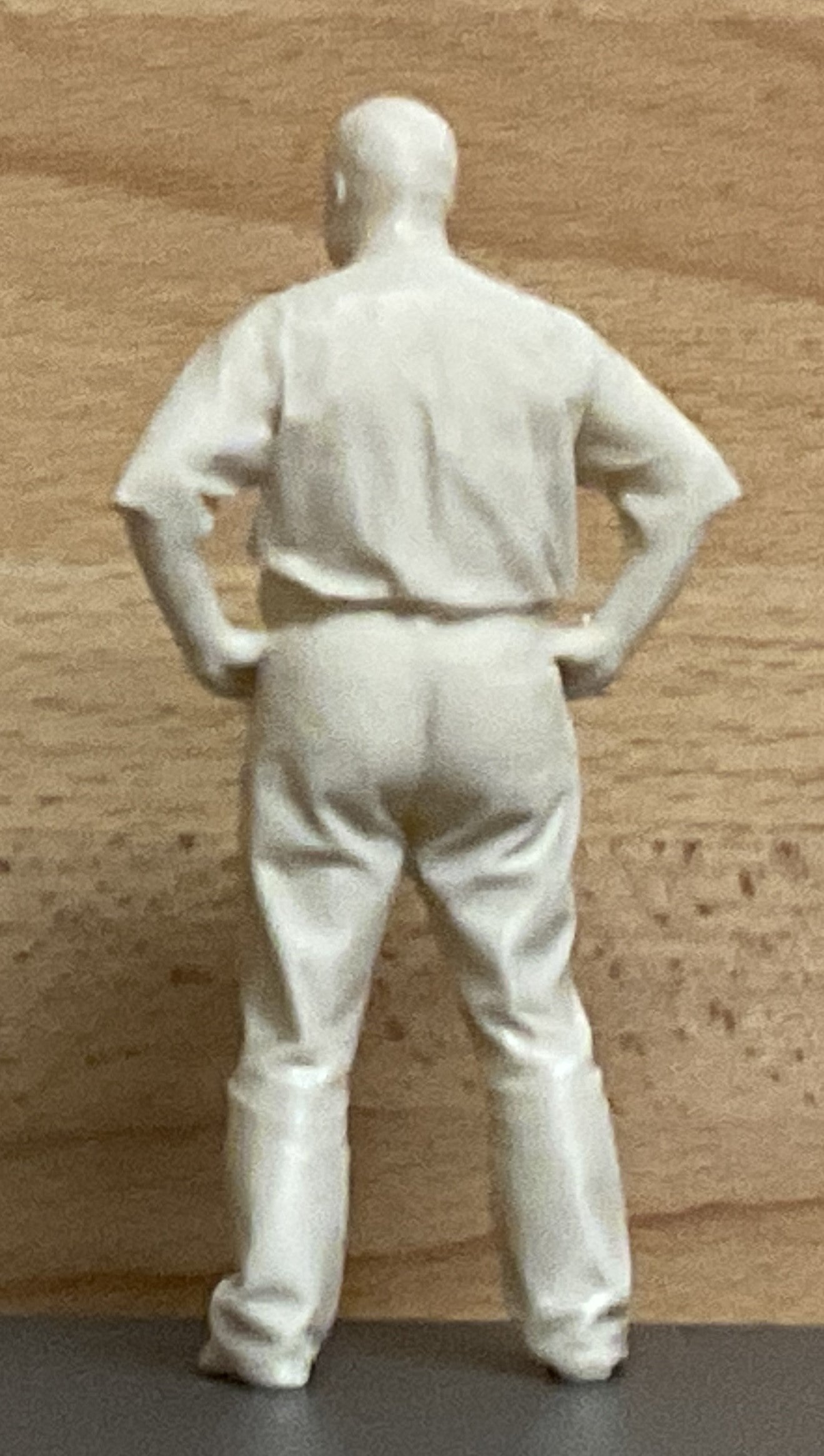 M7 man wearing a short-sleeved dress shirt for rc tug boats ships trucks and cars