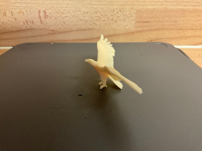 1:14 Scale Eagle Flying for Wildlife, Adventure Dioramas A50