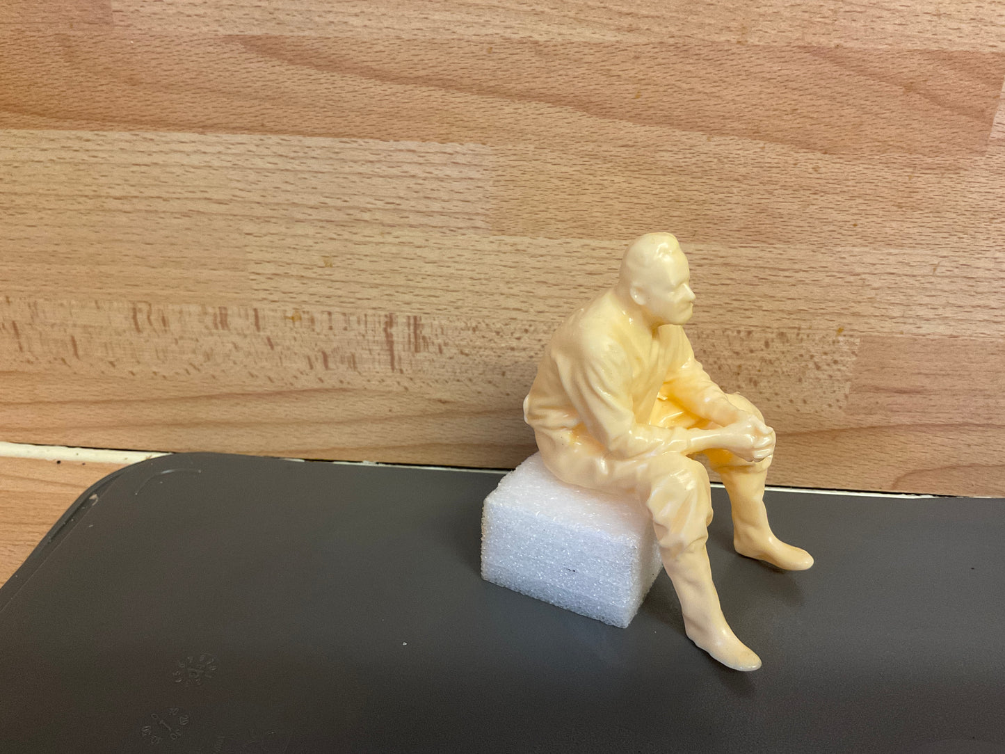Seated fisherman figure for modern fishing boats, trawlers & RC models TG47