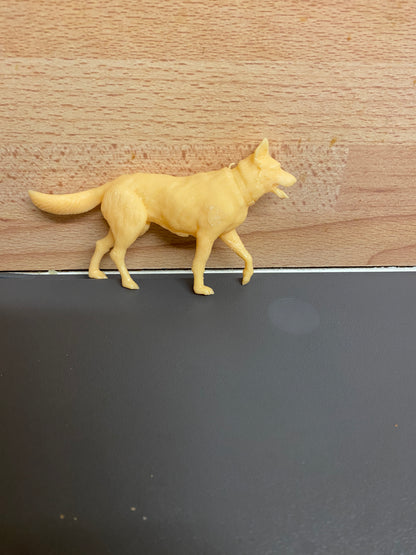 A43 – Running German Shepherd / Alsatian Scale Model | Dynamic Multi-Scale Dog Figure