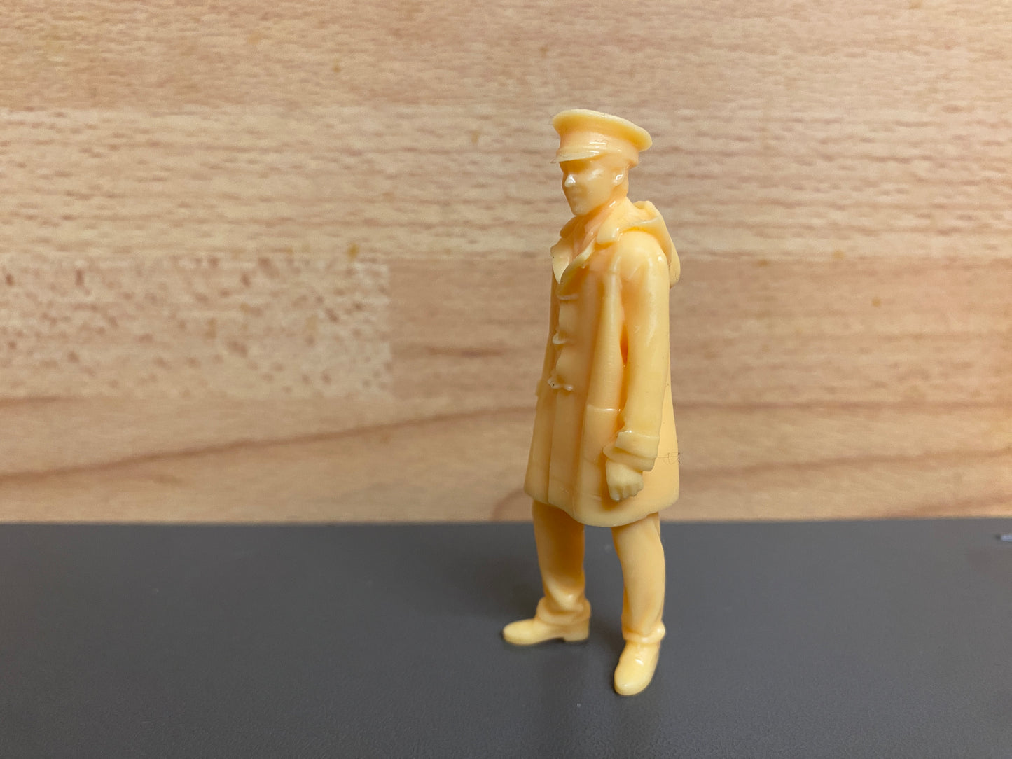 TG53 – 1/24 Naval Crew Officer in Duffle Coat | Relaxed Pose Scale Model Figure for RC Ships and Dioramas