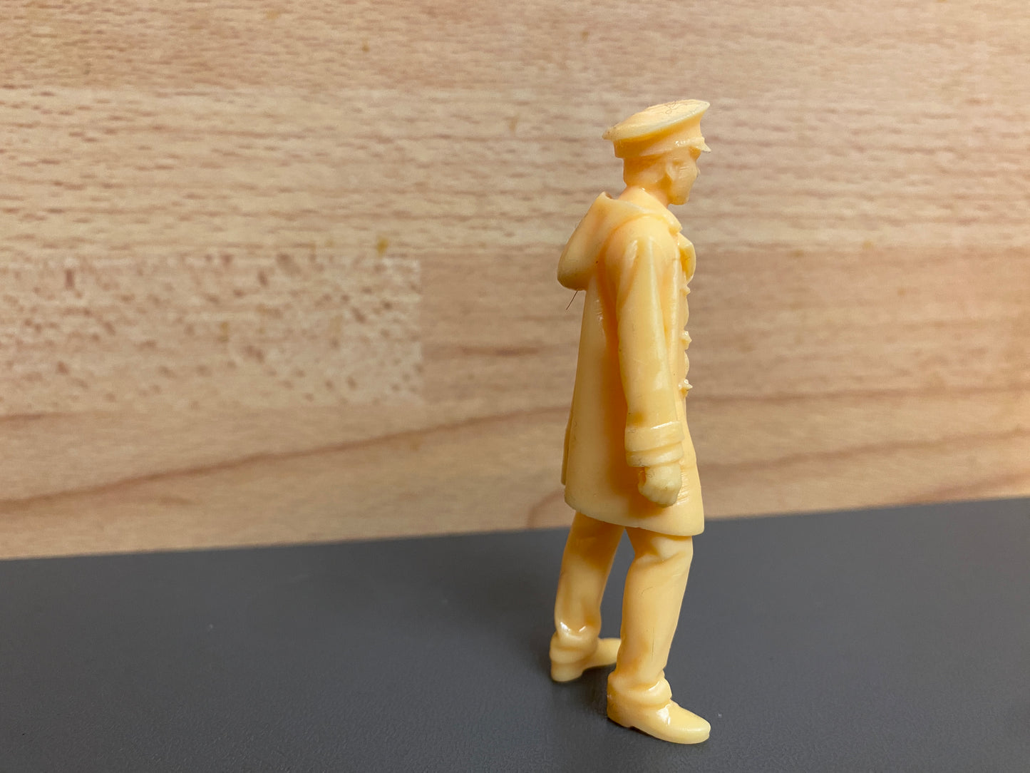 TG53 – 1/24 Naval Crew Officer in Duffle Coat | Relaxed Pose Scale Model Figure for RC Ships and Dioramas