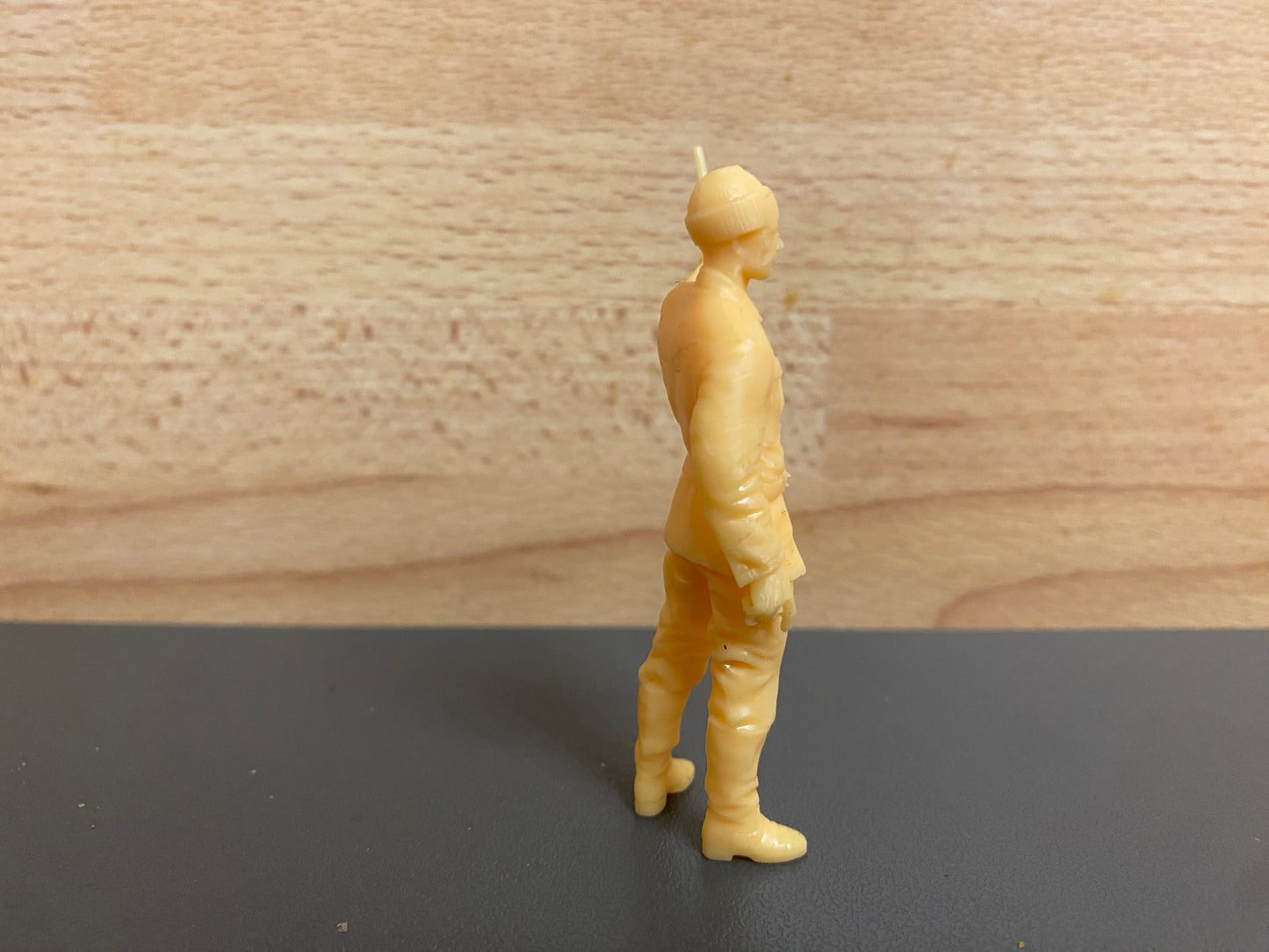 TG61 Vosper MTB Coastal Forces Crew Figure – 1/24 Scale, Holding Flare or Flag, in Work Uniform with Wool Cap and Seaboots