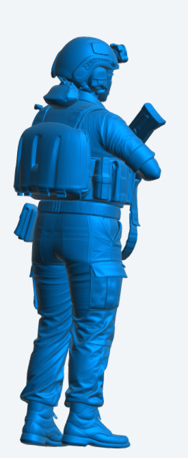 N36 Female Royal Navy Crew Figure – Rifle at Port – Unpainted Multi-Scale Model