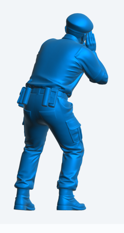 N40 Male Royal Navy Crew Figure – Shouting / Deck Command – Unpainted Multi-Scale Model