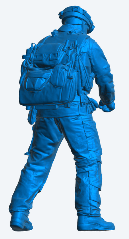 EMS46 Mountain Rescue Technician – High-Altitude Response Figure Unpainted