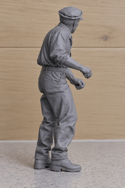 TG134 Mr Allnut – African Queen Inspired 1/12 Multi Scale Model Boat Crew Figure