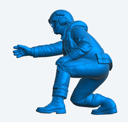 R1 Female RNLI Lifeboat Rescue Crew Model Figure – Dynamic Action Pose Unpainted