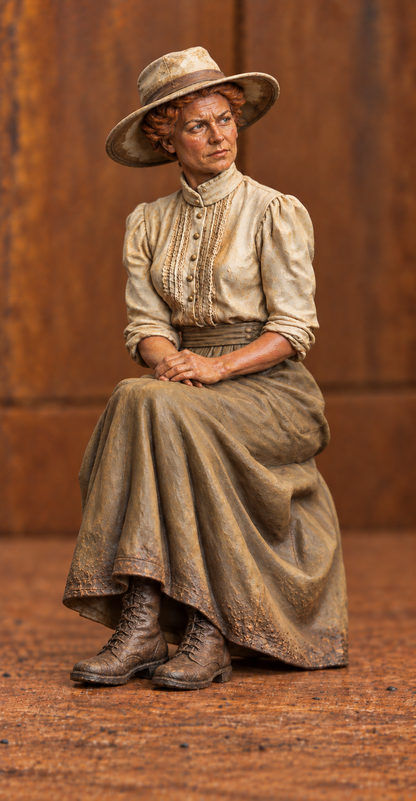 TG137 Katharine Hepburn as Rose – African Queen Inspired Multi Scale Model Boat Figure Unpainted