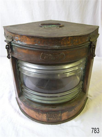 SA87 – Scale Model Copper Triangular Navigation Light