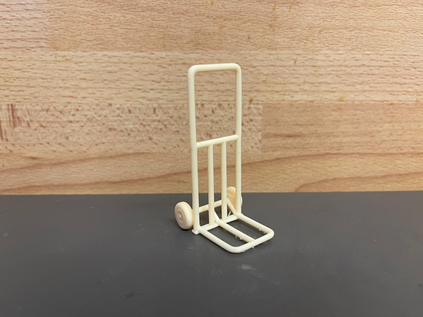 DA7 – Scale Model Hand Sack Cart