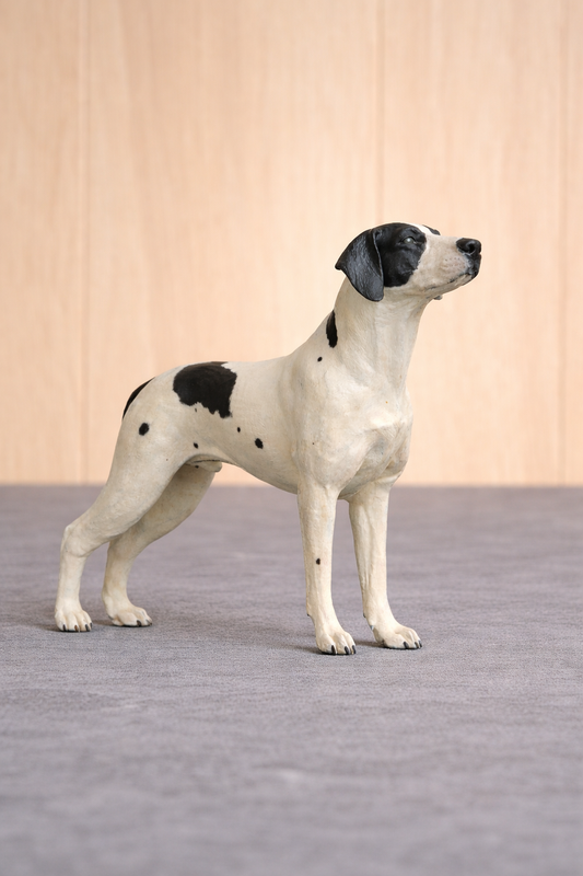 A92 Scale Model English Pointer Dog – Unpainted Alert and Ready