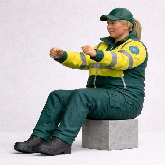 C24 Female Ambulance Driver / Paramedic Figure – Emergency Uniform Unpainted