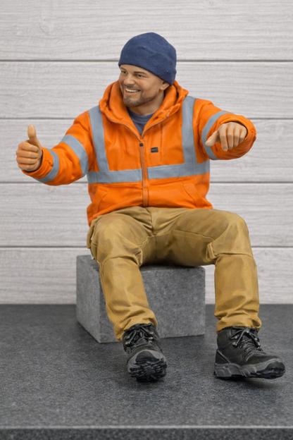 C29 Fahrerfigur – Daumen hoch, legere Arbeitskleidung unbemalt