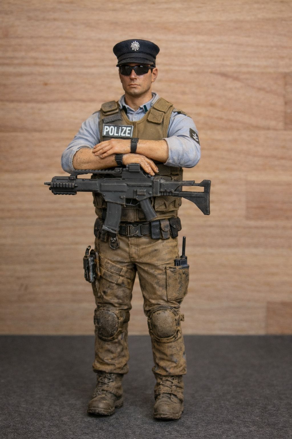 EMS 14 – Armed Police Officer Model Figure For Tactical,  Urban Security Unpainted