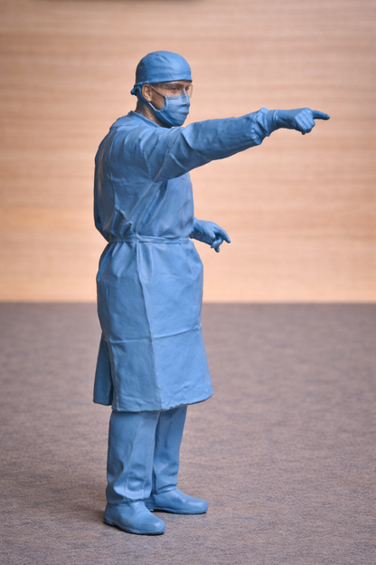EMS36 Surgeon Pointing – Hospital Doctor in Scrubs Unpainted