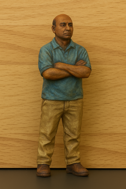 Model Scale Crew figure in polo shirt and jeans arms folded M3