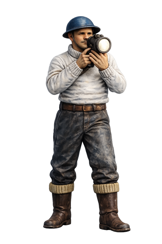 N11 WWII Naval Crew Figure – Sweater and Helmet, Signalling with Hand-Held Lamp – Unpainted Multi-Scale (Copy)