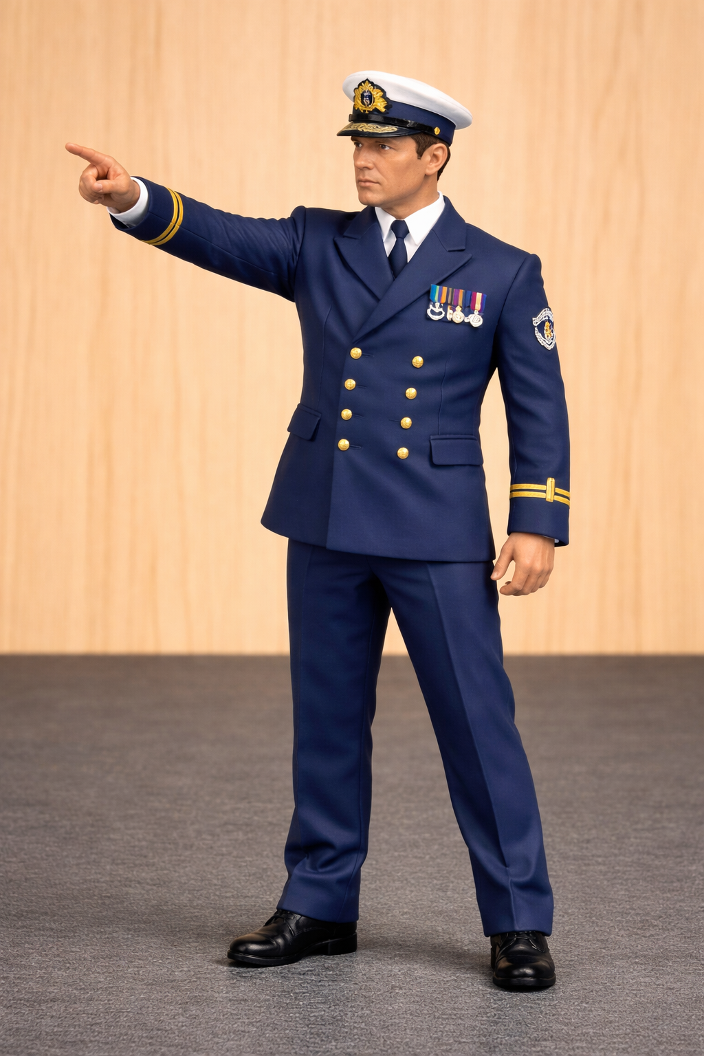 N47 Scale Model Figure – Modern Naval Petty Officer Pointing (Unpainted)