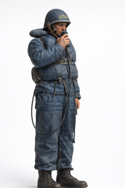N61 Scale Model Figure – US Navy Deck Talker with Mk2 Helmet Unpainted