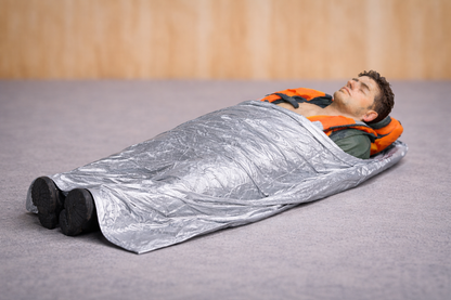 R13 – Rescued Casualty in Lifejacket with Thermal Blanket Unpainted