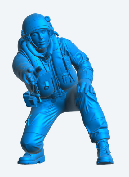 R1 Female RNLI Lifeboat Rescue Crew Model Figure – Dynamic Action Pose Unpainted